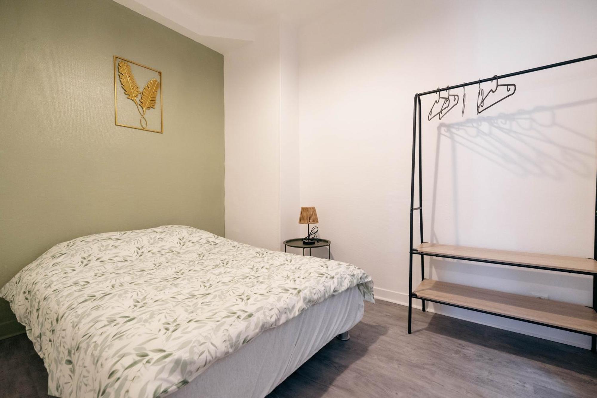 Verdant Oasis - Proche Du Centre - Wifi Gratuit - Parking A Proximite Lourdes Luaran gambar