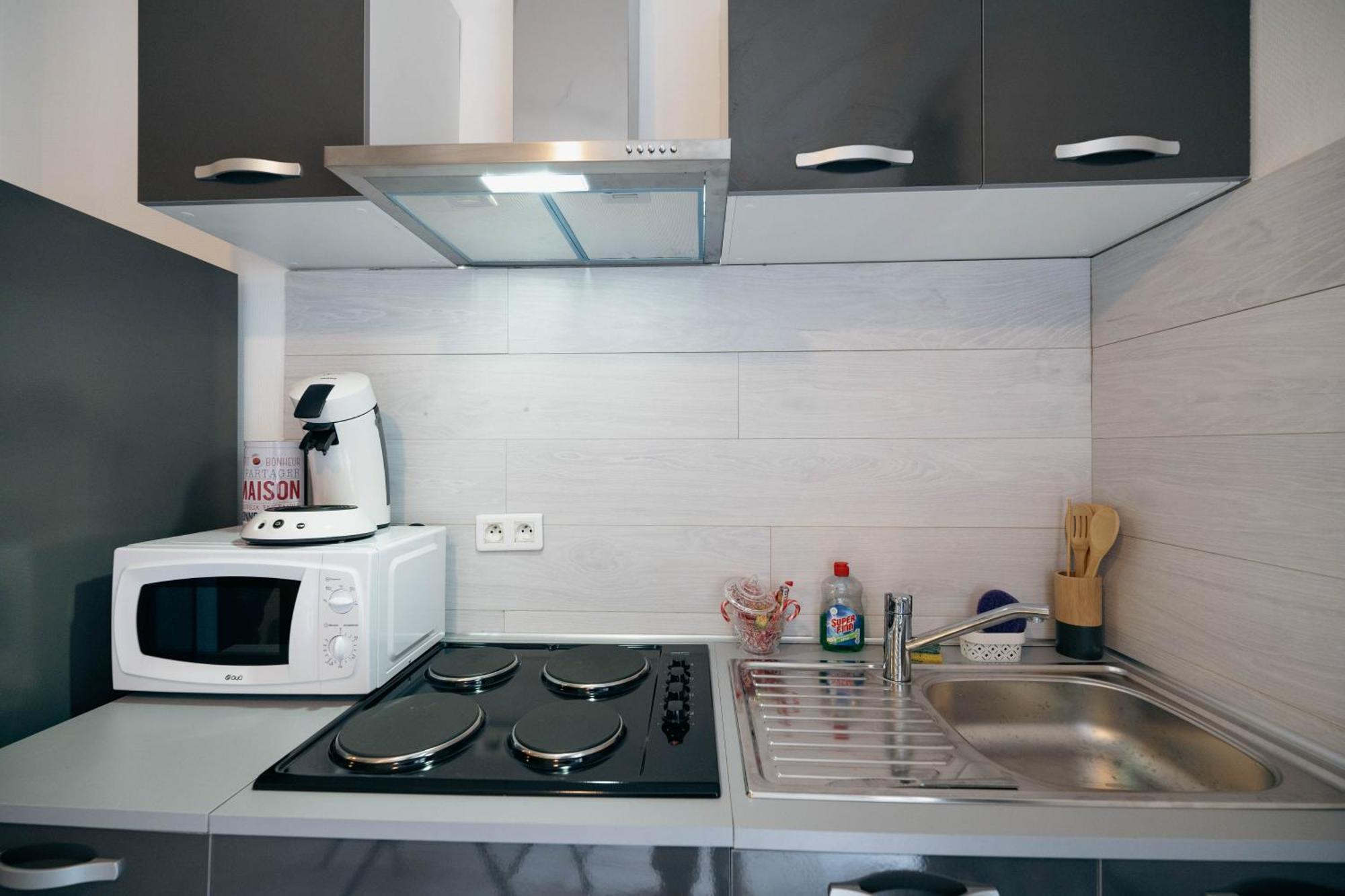 Verdant Oasis - Proche Du Centre - Wifi Gratuit - Parking A Proximite Lourdes Luaran gambar