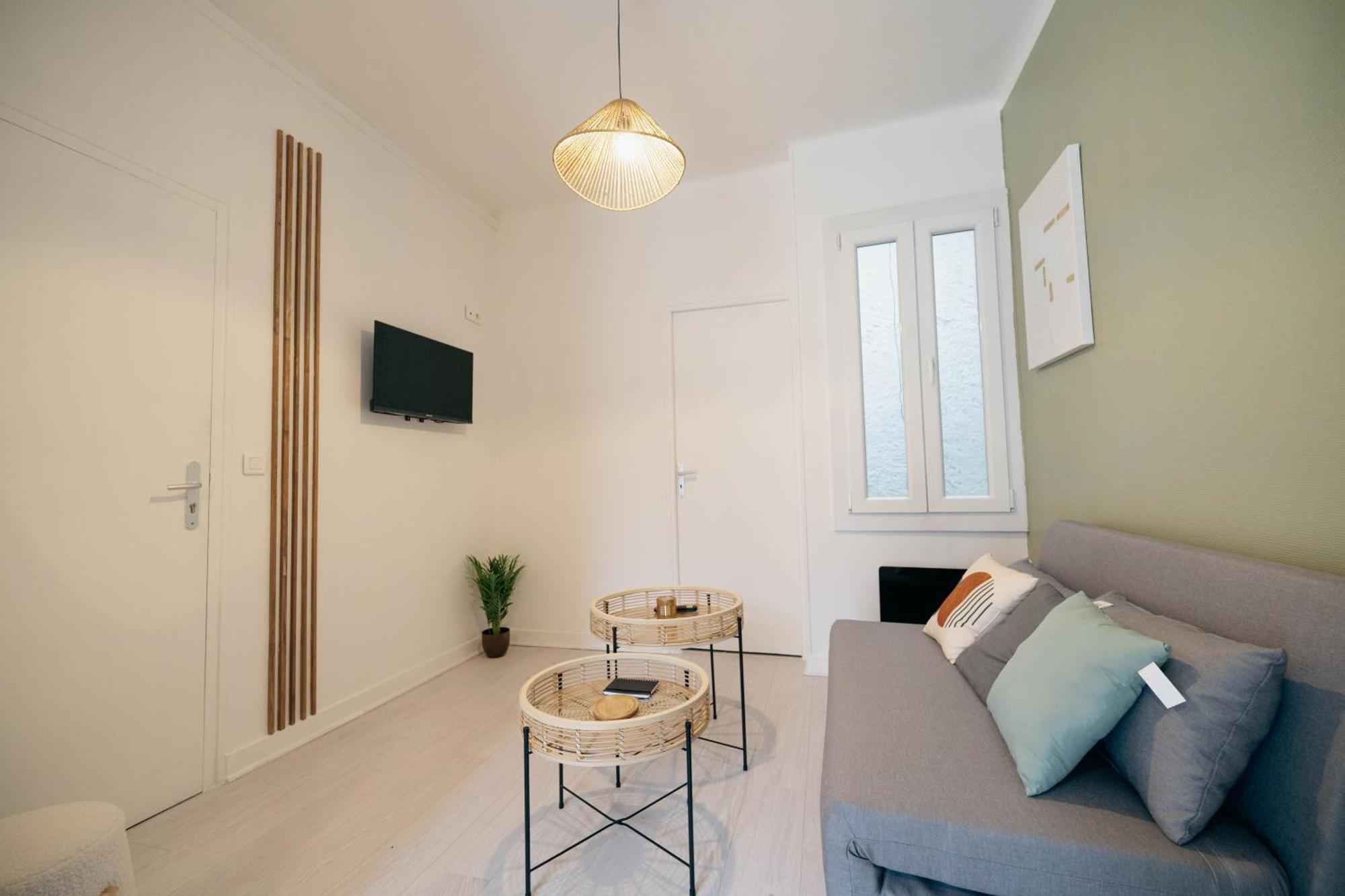 Verdant Oasis - Proche Du Centre - Wifi Gratuit - Parking A Proximite Lourdes Luaran gambar