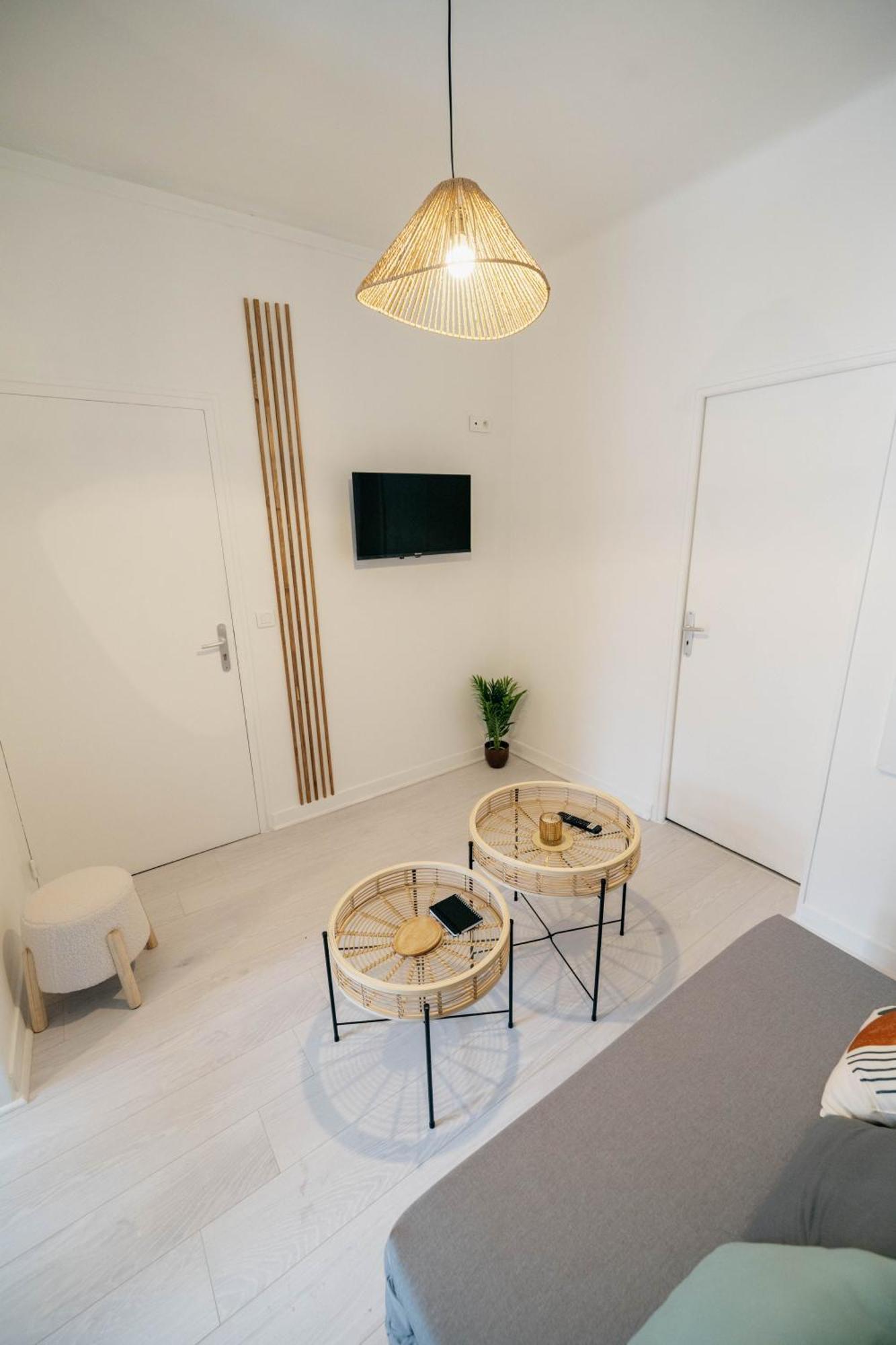 Verdant Oasis - Proche Du Centre - Wifi Gratuit - Parking A Proximite Lourdes Luaran gambar