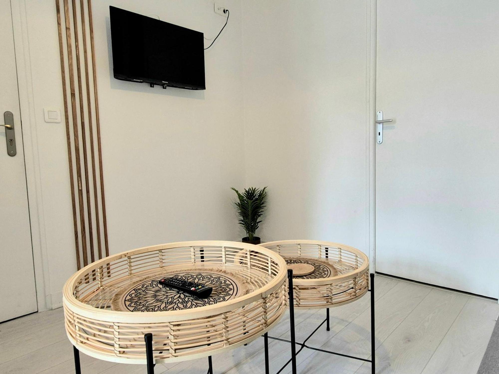 Verdant Oasis - Proche Du Centre - Wifi Gratuit - Parking A Proximite Lourdes Luaran gambar